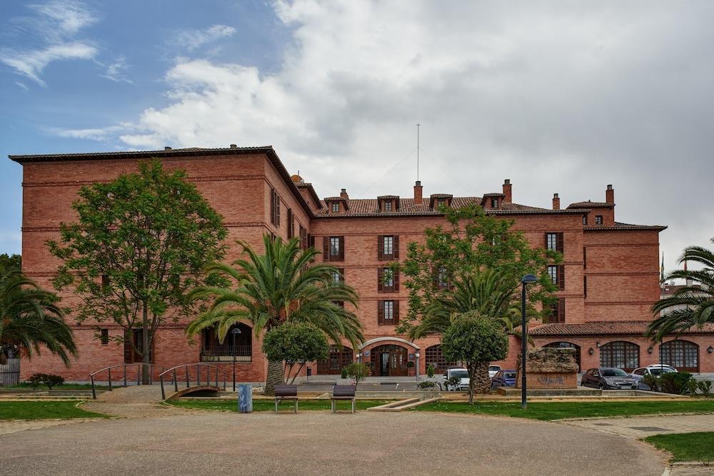 Parador De Calahorra Zewnętrze zdjęcie