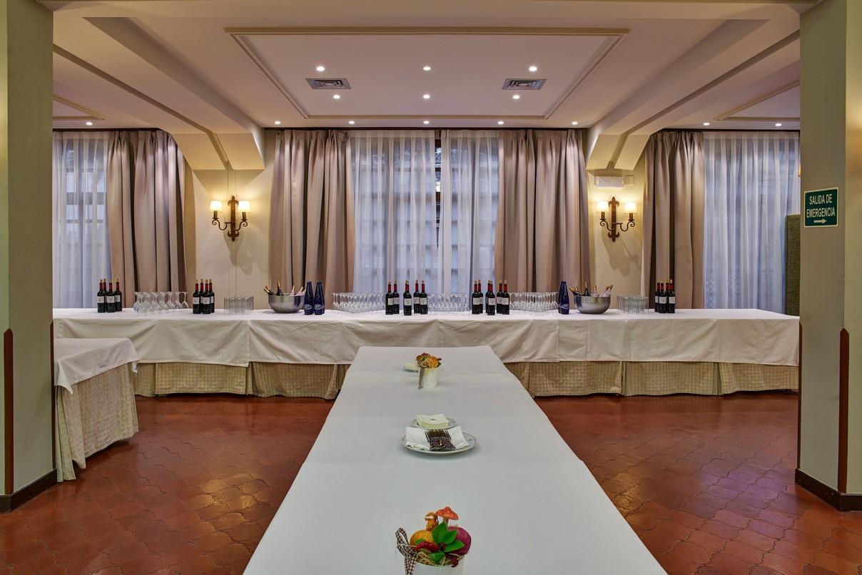 Parador De Calahorra Zewnętrze zdjęcie
