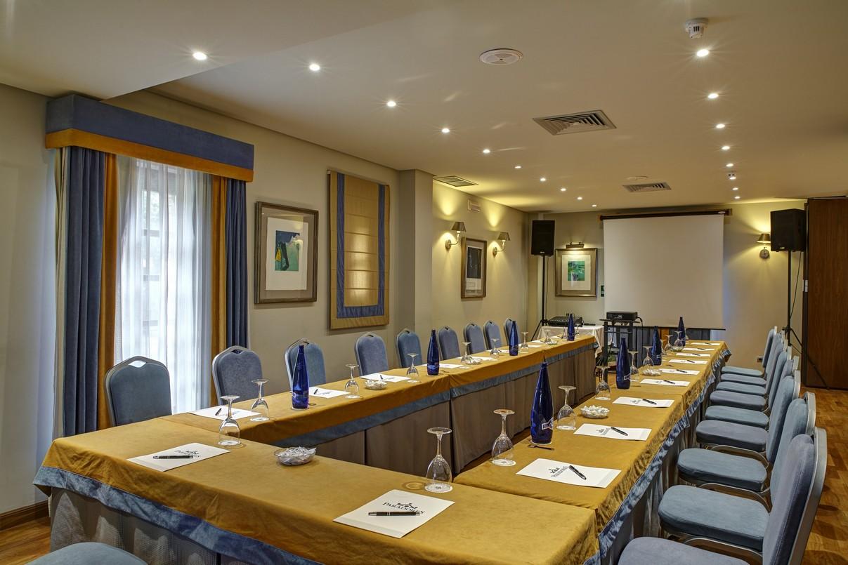 Parador De Calahorra Zewnętrze zdjęcie